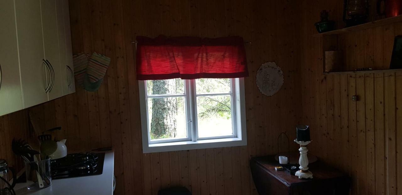 Cozy Cottage In The Woods, Near Dyreparken In Kristiansand, Lake Lolandsvannet Ovrebo Εξωτερικό φωτογραφία